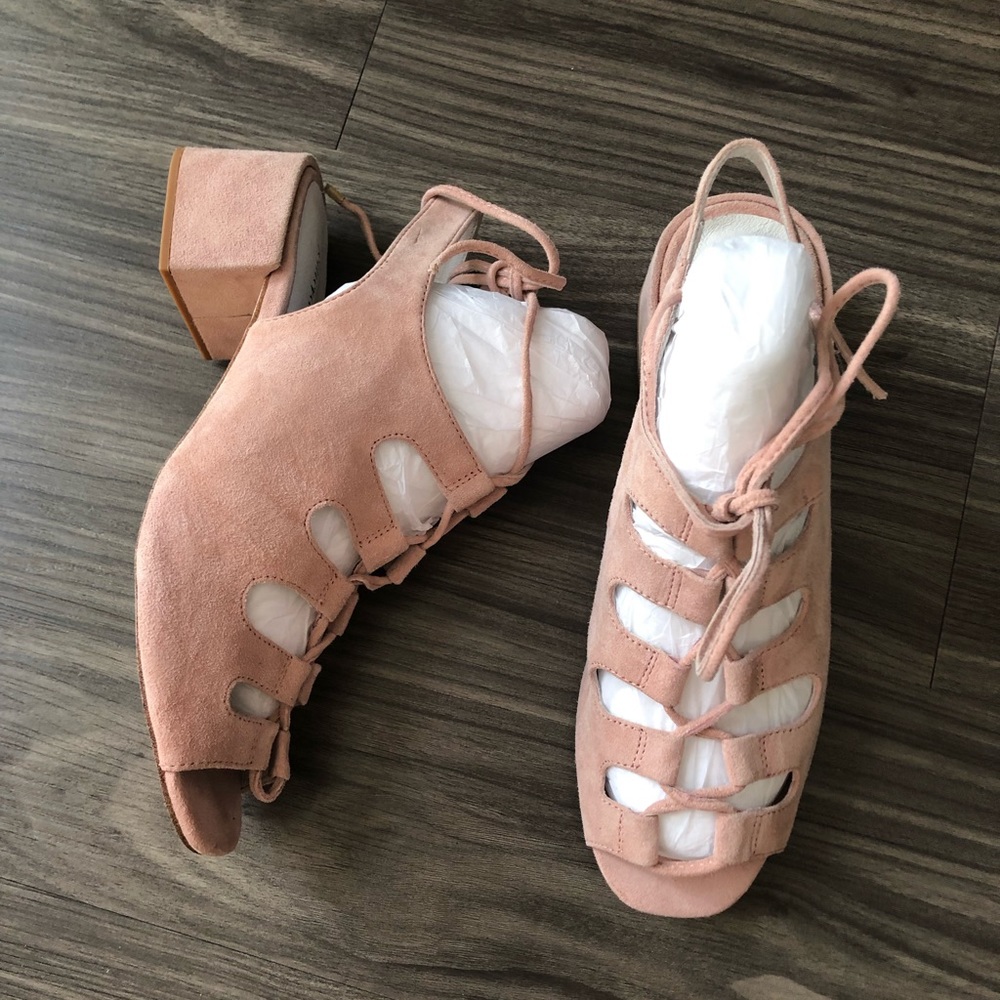 🙌RARE 🙌 NEW Jeffrey Campbell Famke Suede Sandal